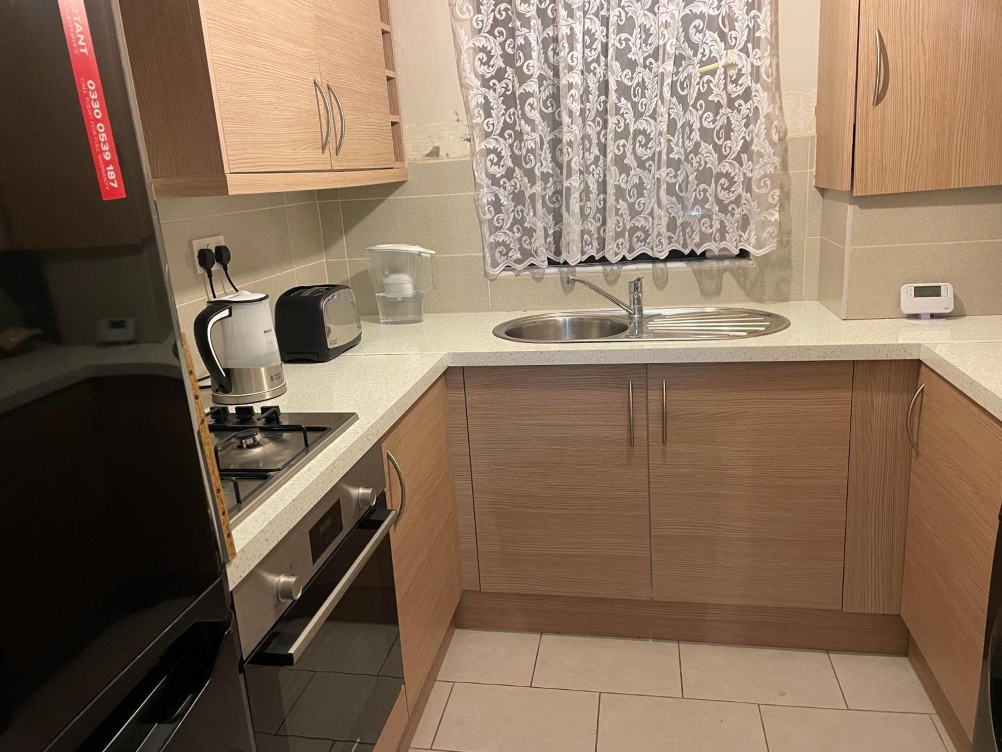 Cozy Private In A Beautiful Close To Homestay